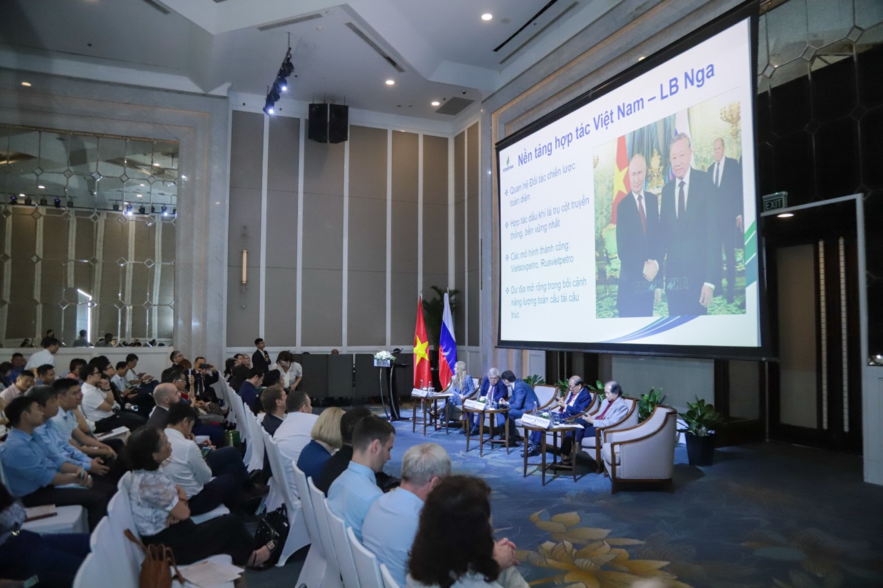  斯维尔德洛夫斯克地区企业家在国家支持下扩大与越南的伙伴关系